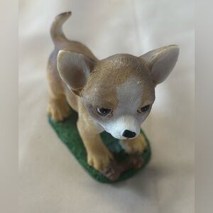 Chihuahua‎ Puppy Dog Figurine Resin Tender Times 4 Inches Tall Small